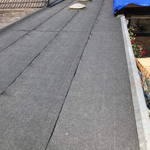 Dakreparatie in Kesteren